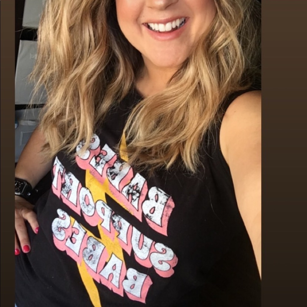 Babes support Babes tee🔆 - Picture 4 of 4